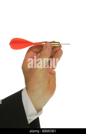 Manager Hand, die ein Dart, ein symbolisches Bild für Ziele Stockfoto