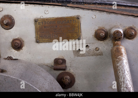 Fahrwerk und Motor Nummer eines Sportwagens 1937 Bugatti Typ 57s Atalante Stockfoto