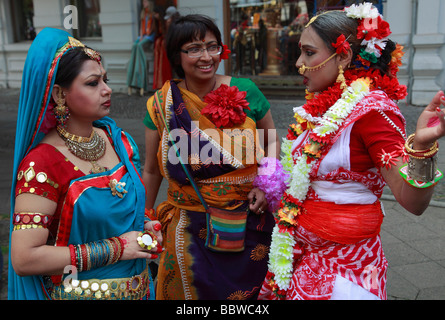 Deutschland Berlin Karneval der Kulturen indische Frauen in traditioneller Tracht Stockfoto