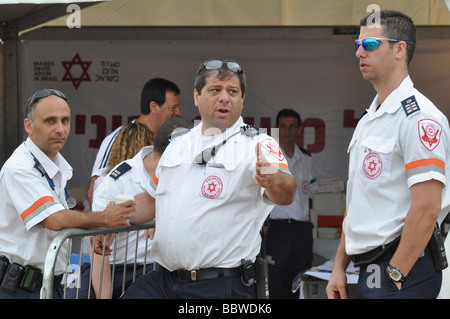 Magen David Adom Rettungswagen-Besatzung Stockfoto