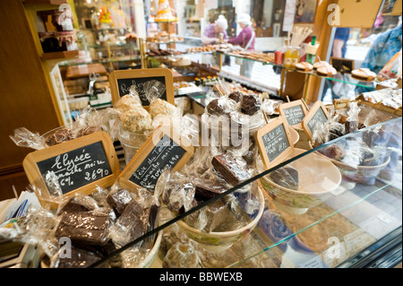 Paris Passage Jouffroi Patisserie Le Valentin Stockfoto