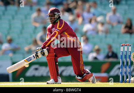 CHRIS GAYLE Irland V Westinseln OVAL LONDON ENGLAND 2. Juni 2009 Stockfoto