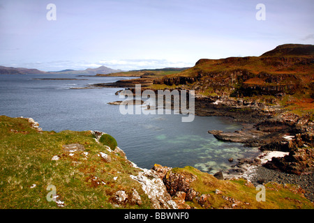 Blick auf Ben Hiant, Ardnamurchan, vom Quinish Punkt, Isle of Mull, Inneren Hebriden, Schottland, Vereinigtes Königreich. Stockfoto