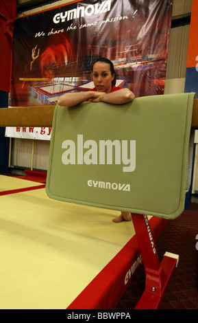 Doppelte europäischen Gymnastik Weltmeister Beth Tweddle an einem Training Veranstaltungsort in der Nähe von Liverpool, UK. Stockfoto