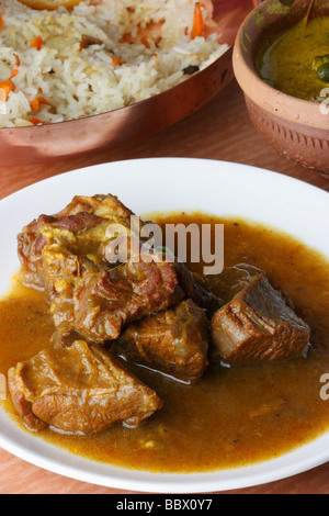 Mangsherkari ist ein Bengali nicht vegetarisches Gericht. Stockfoto