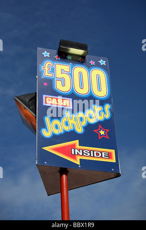 Ein Casino-Zeichen in Clacton Essex Stockfoto