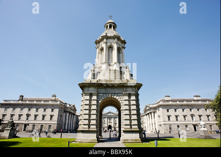 Der Campanile im Trinity College erdet Dublin Irland Stockfoto