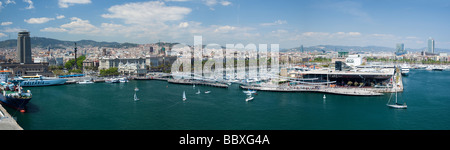 Panoramablick über den Hafen von Barcelona, Barcelona, Spanien Stockfoto