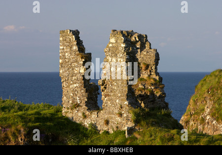 Ruinen von Dunseverick Castle County Antrim Nordirland Großbritannien Europa Stockfoto