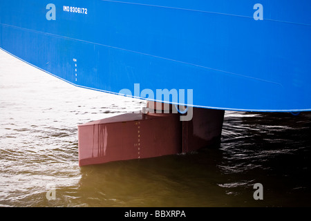 Eine Nahaufnahme von einem Ruder Containerschiffe. Stockfoto