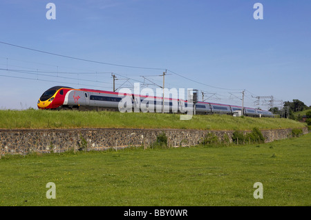 Natives Pendolino auf der West Coast Mainline. Stockfoto