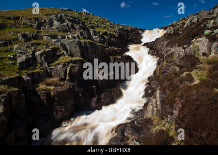 Kessel-Schnauze ist ein 180 Meter langen Wasserfall am Oberlauf des Flusses Tees im Norden Englands erreicht, Stockfoto