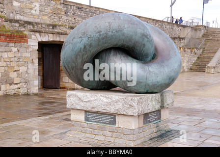 Großbritannien und Australien Bonds of Friendship Skulptur von John Robinson in Portsmouth, Hampshire, England Stockfoto