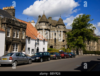 Falkland Palace in der Stadt von Falkland, Fife, Schottland. Stockfoto