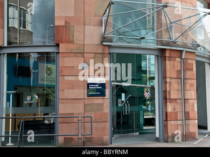 Eingang an der Strathclyde University Business School. Stockfoto