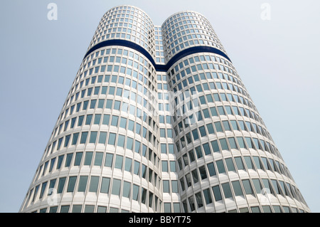 BMW-Vierzylinder, BMW Vierzylinder- oder BMW-Turm, BMW-Zentrale, München, Bayern, Deutschland, Europa Stockfoto