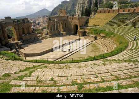 Griechisches Theater, Teatro Greco, 3. Jahrhundert v. Chr. Amphitheater, Taormina, Sizilien, Italien Stockfoto