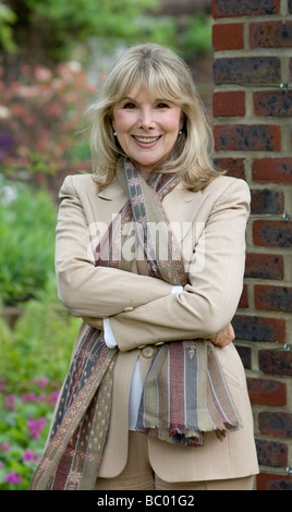 Ein Porträt der britischen Schauspielerin Susan Hampshire. Stockfoto