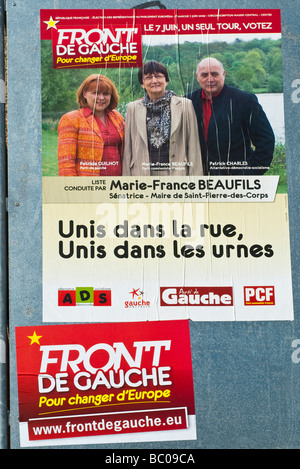 "Front de Gauche" (vorne links) Partei Plakat für Europäische Parlament-Wahlen 2009 - Indre-et-Loire (Centre), Frankreich. Stockfoto