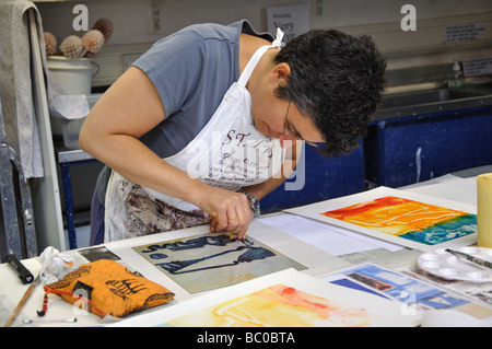 Grafiker in einem Creative Arts Studio Stockfoto