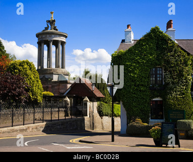 Burns Nationalmonument und das Brig O'Doon House Hotel, Alloway, South Ayrshire, Schottland. Stockfoto