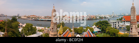 Panoramablick auf Bangkok von Wat Arun - Bangkok, Thailand Stockfoto