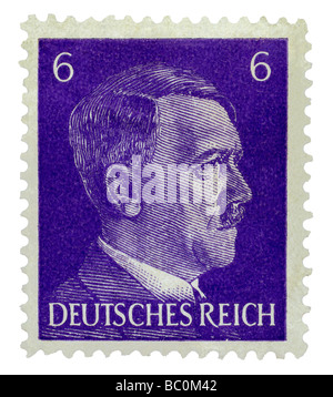 Alte deutsche Briefmarke mit dem Porträt von Adolf Hitler Stockfoto