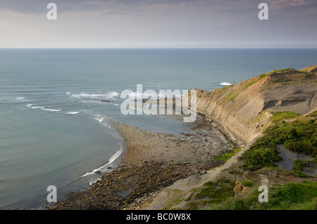 Südende des Runswick Bucht an der Nordküste Yorkshire - Kettleness beschossen Stockfoto