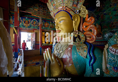 Maitreya Buddha-Statue. Thikse Gompa. In der Nähe von Leh. Ladakh. Indien Stockfoto