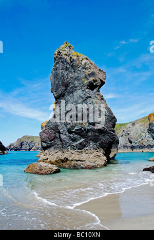 Kynance Cove in der Nähe von Lizard Point in Cornwall, Großbritannien Stockfoto