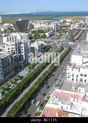 TUNIS, TUNESIEN. Ein Blick über Avenue Bourguiba im Zentrum Stadt. 2009. Stockfoto