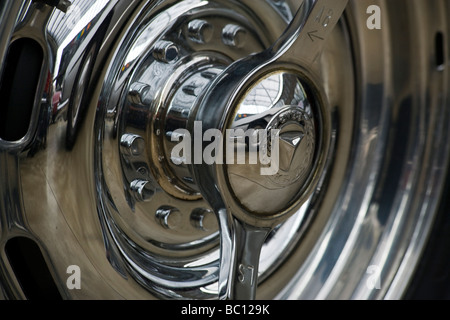 Detail des Mercedes Benz 300 SL Flügeltürer Chrom-Rad Stockfoto