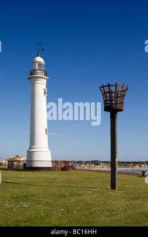 Meik's Leuchtturm und brazier, Roker Cliff Park, Sunderland, England, Großbritannien Stockfoto