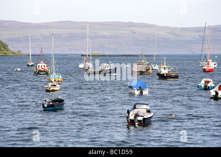 Boote, Hafen von Portree Isle Of Skye, innere Hebriden, West Coast of Scotland, UK Stockfoto