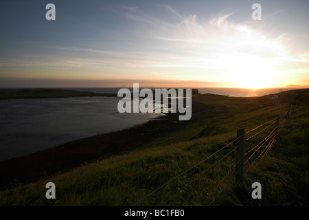 Sonnenuntergang, Ardmore Bay, Ardmore Punkt, Waternish Halbinsel, Isle Of Skye, innere Hebriden, West Coast of Scotland, UK Stockfoto