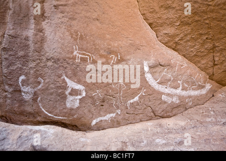 Winkler berühmten Felsmalereien Website 18 in Wadi el Kash in der östlichen Wüste von Ägypten. Im Jahr 2004 und Re-recorded wiederentdeckt Stockfoto