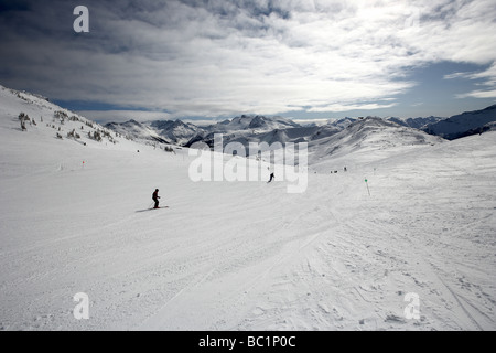 Die breiten und menschenleeren Pisten Skifahren in Whistler Mountain Teil des Veranstaltungsortes für 2010 Winter Olympiade Kanada Stockfoto