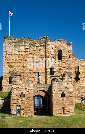 Das Haupttor der mittelalterlichen Festung bei Tynemouth in Nordengland. Stockfoto