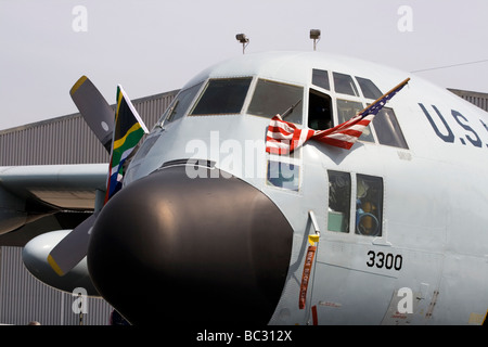 Ein Turboprop-Flugzeug Luftwaffe Lockheed C-130 Hercules Stockfoto