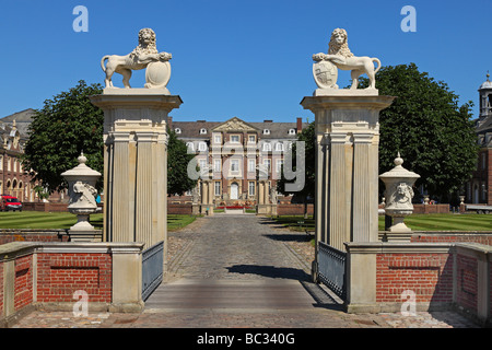 Sehenswert Wasserschloss Nordkirchen Deutschland Westfalen Nordrhein-Sommer Architektur Außenansicht außerhalb barocken schlaun Stockfoto