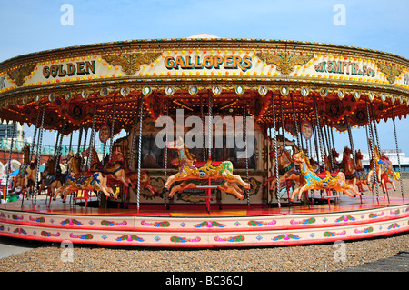 Karussell am Strand von Brighton, Brighton, England Stockfoto