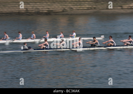 Eine acht im Wettbewerb in der "Head of The River" auf der Themse Stockfoto