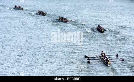 Eine acht im Wettbewerb in der "Head of The River" auf der Themse Stockfoto