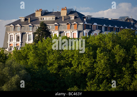 Ein Symbol für das "schöne Zeitalter": Palazzo Parks in Vichy (Allier - Frankreich). Palais des Parcs, À Vichy (Allier - Frankreich). Stockfoto