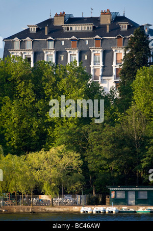 Ein Symbol für das "schöne Zeitalter": Palazzo Parks in Vichy (Allier - Frankreich). Palais des Parcs, À Vichy (Allier - Frankreich). Stockfoto