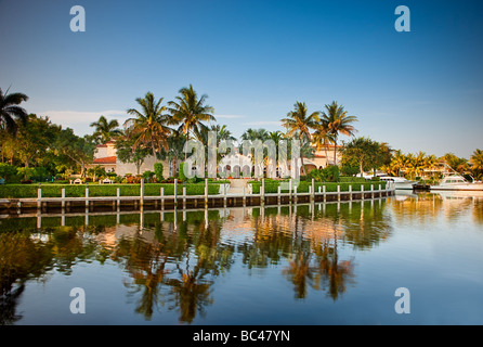 Ein Luxus Florida Residence über den Intracoastal Waterway in Boca Raton, Florida Stockfoto
