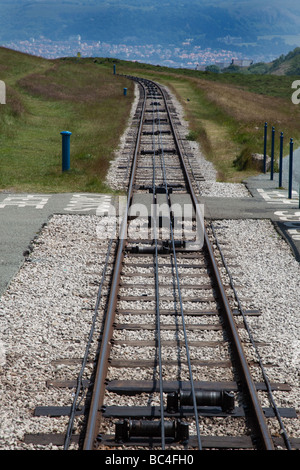 Die Great Orme Tramway Straßenbahn, die in den Great Orme in Llandudno Wales. England Stockfoto