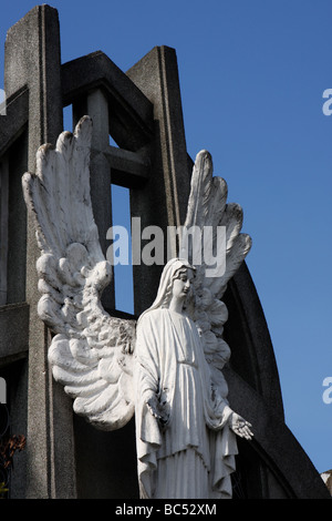 Statue auf dem Manila chinesischen Friedhof Stockfoto