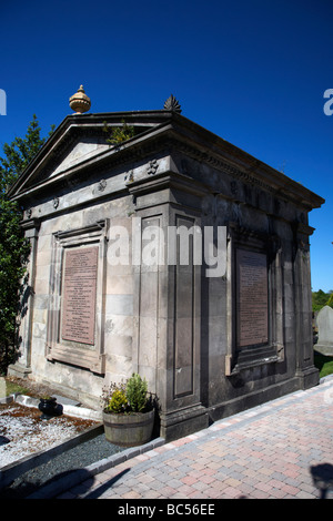 die Andrews Familie Tresor auf dem Friedhof von St. Marys Kirche von Irland Pfarrkirche in Comber Stockfoto