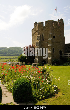 Stokesay Schloß North Tower Shropshire England UK mit Blick auf Landschaft Stockfoto